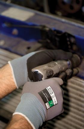 Granberg 0933 monteringshansker – presisjonsarbeid med håndverktøy