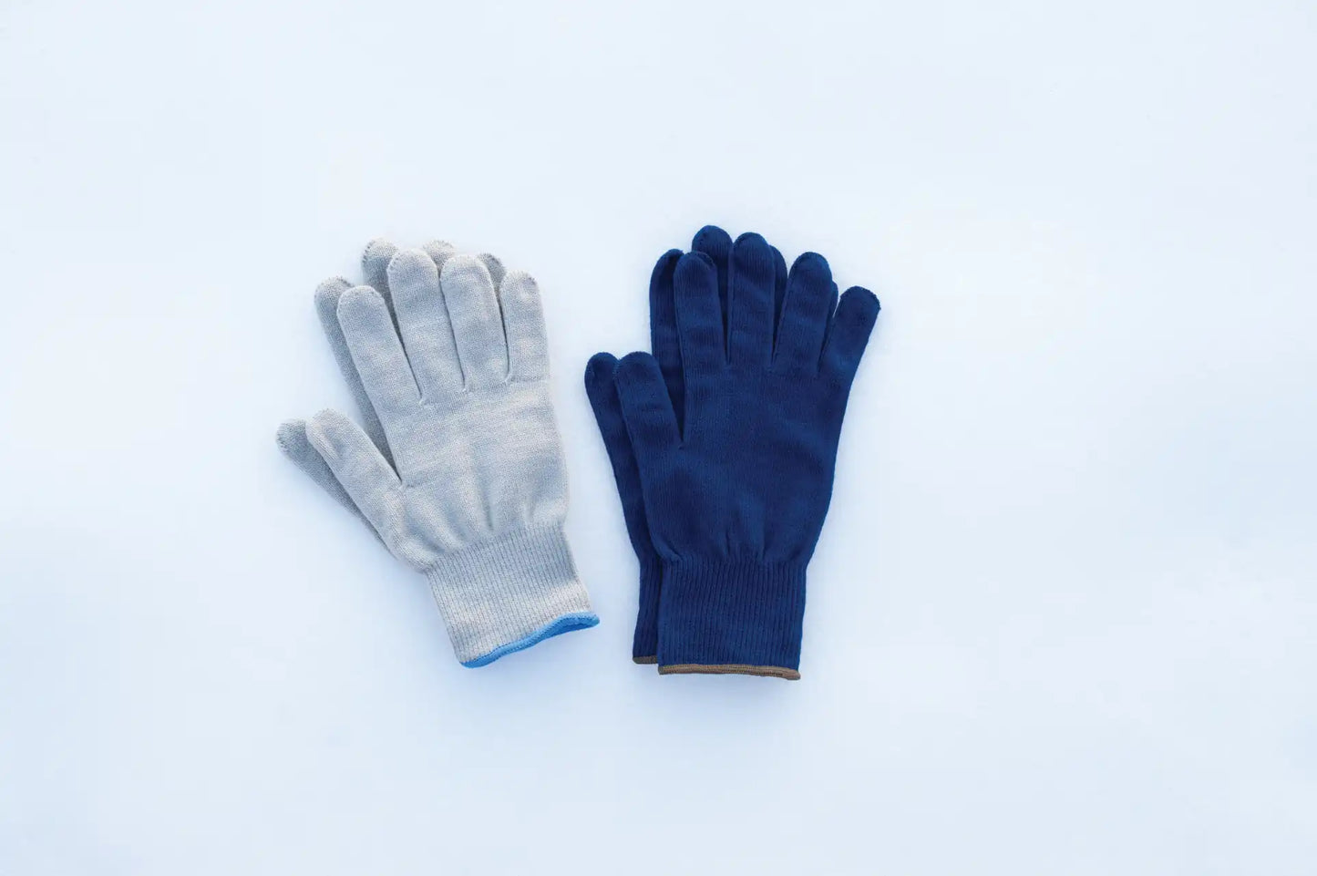 Granberg 0381 innerhansker – grå og blå variant i akryl for kalde omgivelser