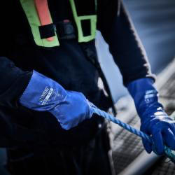 Granberg 0630 brukt på oppdrettsanlegg – sikkert grep i vått miljø