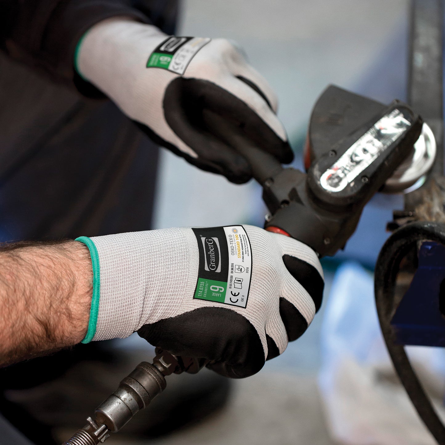 Granberg 0755 i bruk – godt grep og komfort ved detaljarbeid
