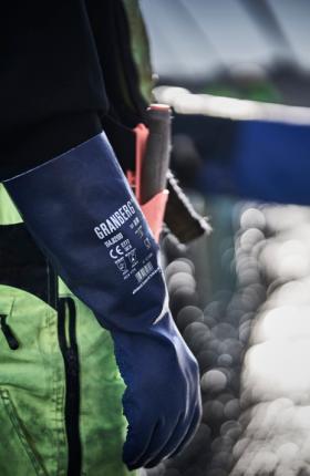 Granberg 8200 fiskehanske med lang mansjett – beskyttelse i vått, krevende arbeid