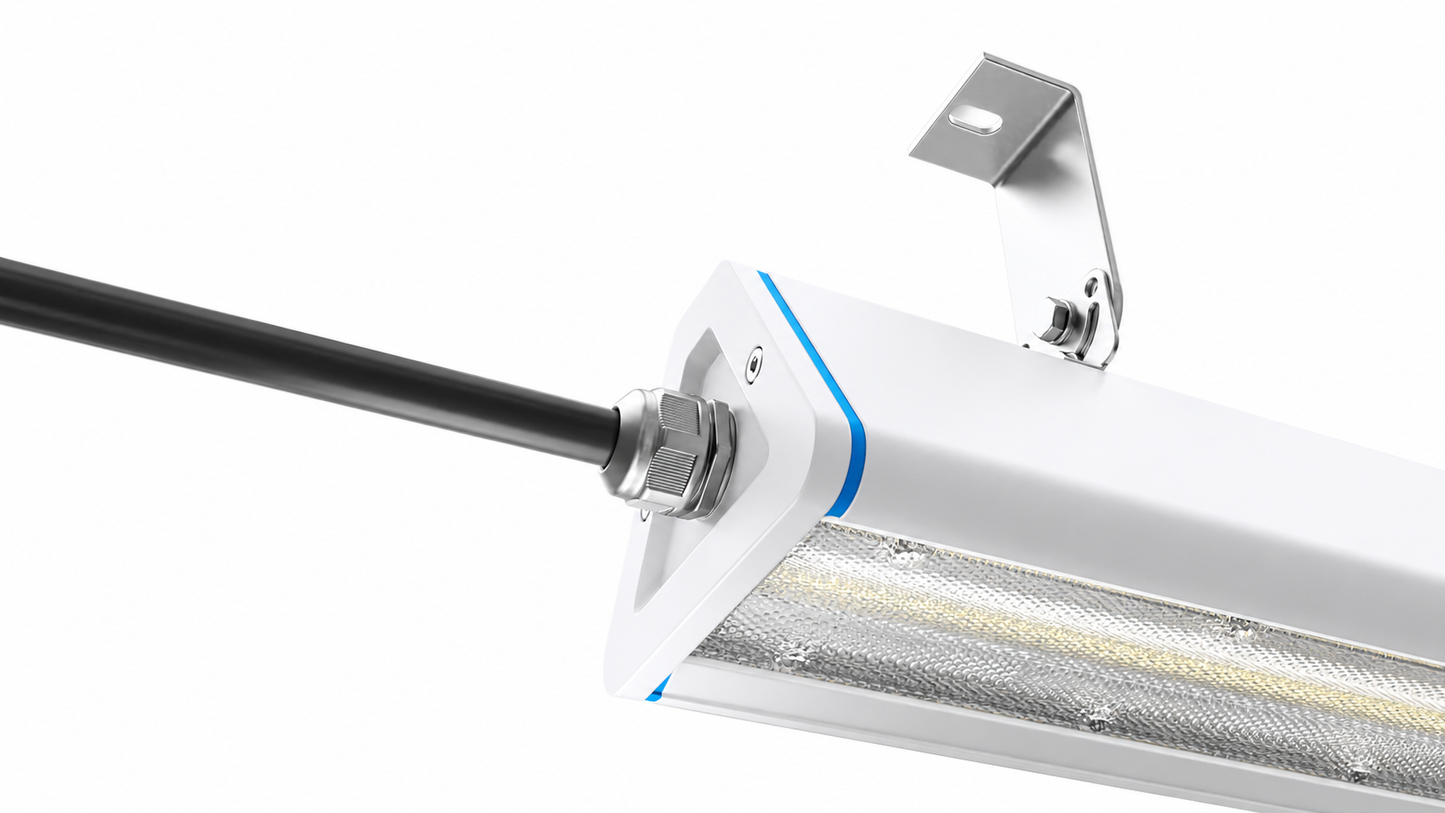 Hemera lineær Highbay LED med integrert kabelinnføring for rask installasjon
